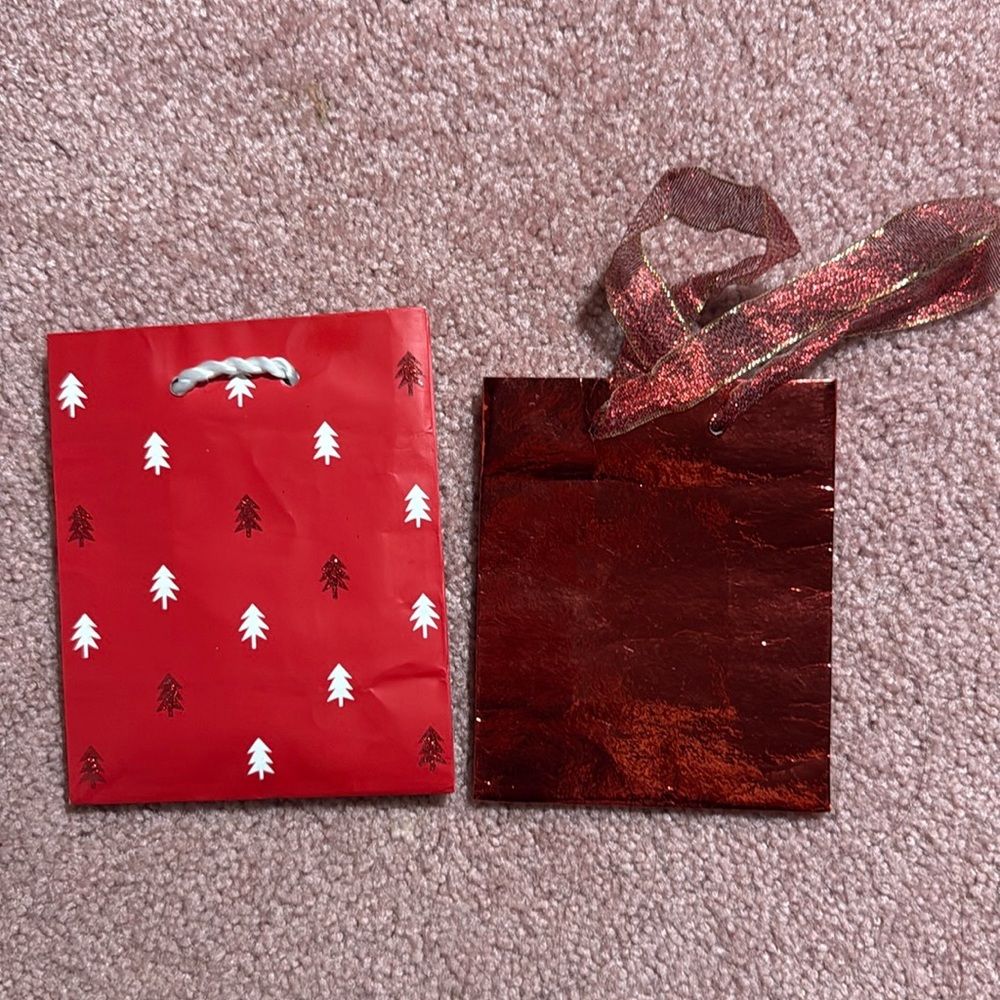 🔥10/$15 Christmas Small Gift Bags